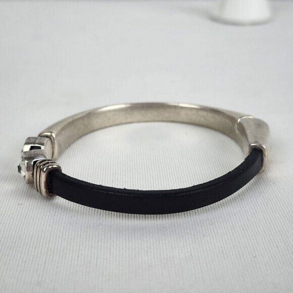 My Wristy Business Sterling Silver&Black Magnetic Cuff Bracelet - Picture 3 of 5